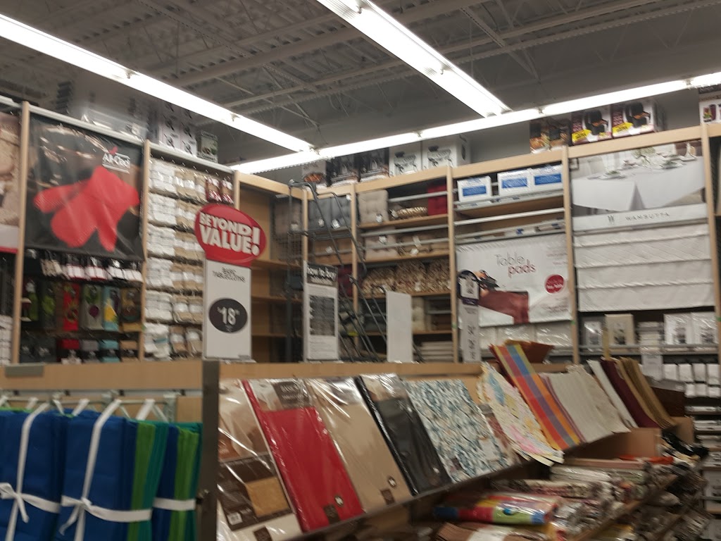 Bed Bath & Beyond | 200 North Service Rd W, Oakville, ON L6M 2Y1, Canada | Phone: (905) 337-1233