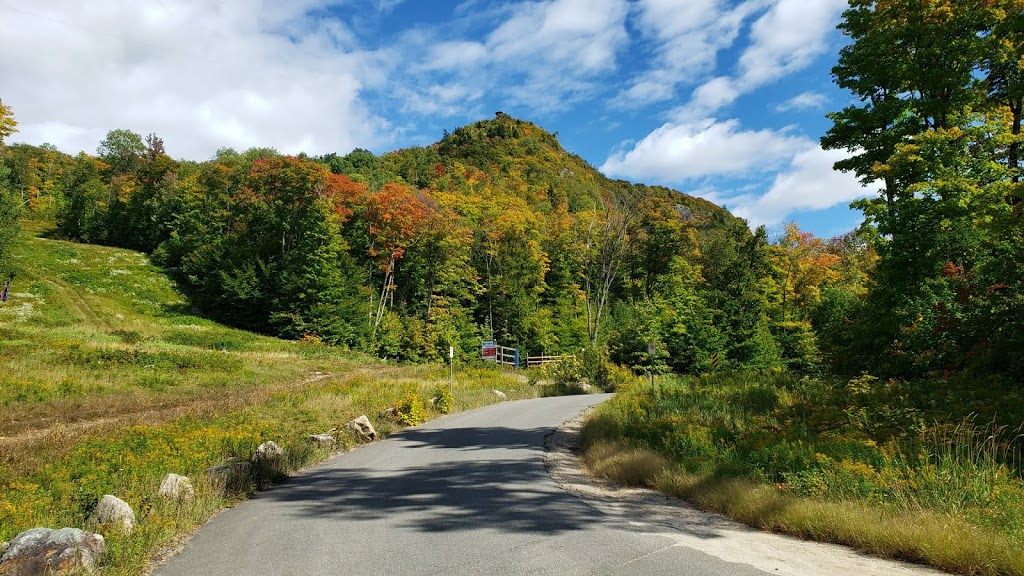 Étoile du Matin | Chemin du Versant Soleil, Mont-Tremblant, QC J8E 0A7, Canada | Phone: (888) 738-1777