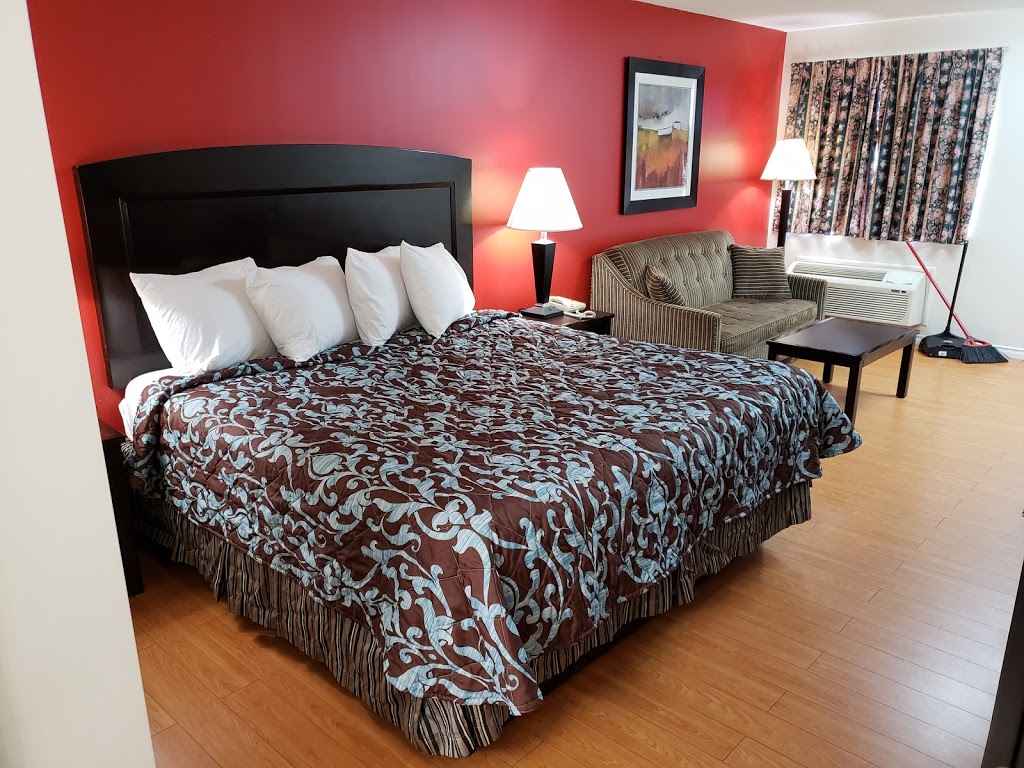 Kenora Motel | 2030 Huron Church Rd, Windsor, ON N9C 2L5, Canada | Phone: (519) 969-7500