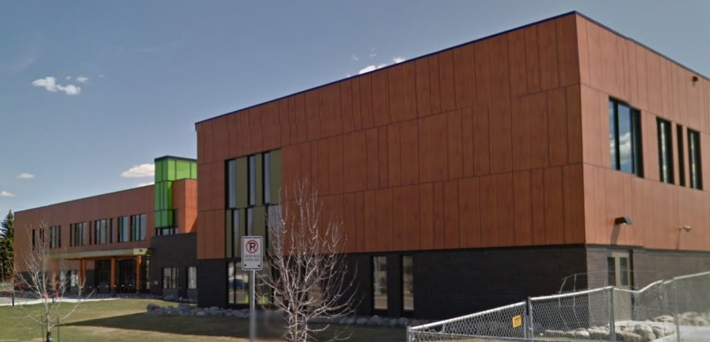 Douglas Park School | 635 Douglas Ave E, Regina, SK S4N 1H7, Canada | Phone: (306) 523-3720