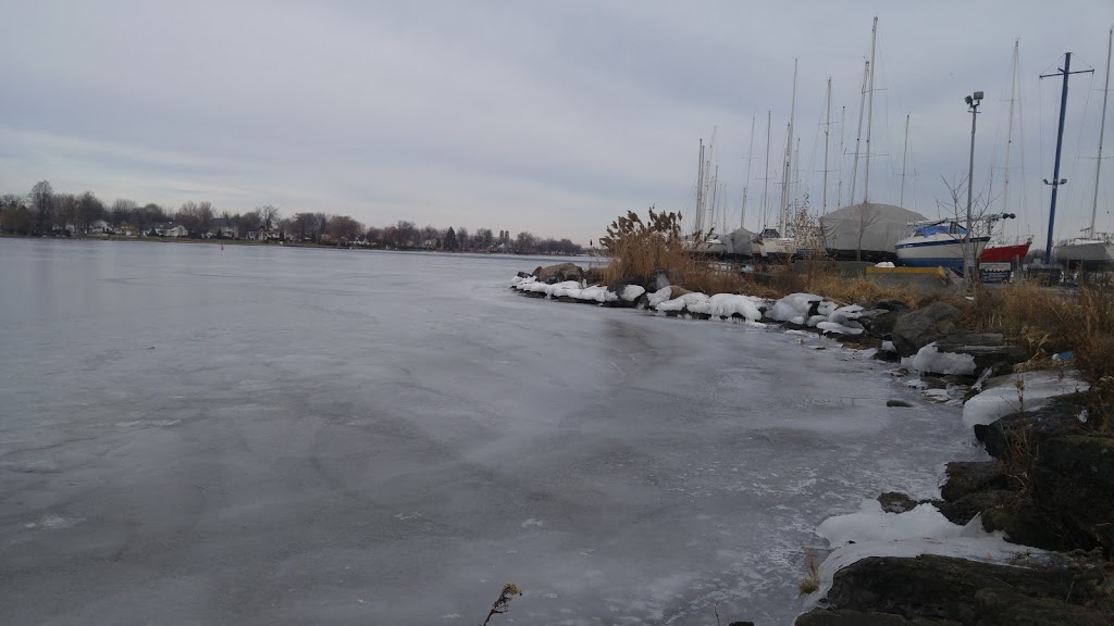 Marcil Park Boat Ramp | Rue Victoria, Salaberry-de-Valleyfield, QC J6S 6S6, Canada | Phone: (450) 322-1367