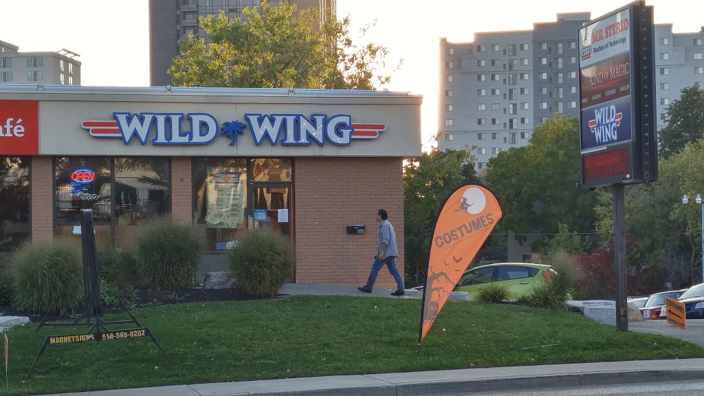 Wild Wing | 321 Weber St N #1, Waterloo, ON N2J 3H8, Canada | Phone: (519) 884-9454