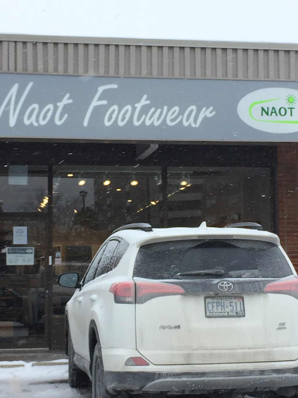 Naot Footwear | 16925 Yonge St Unit 19, Newmarket, ON L3Y 5Y1, Canada | Phone: (905) 235-5505