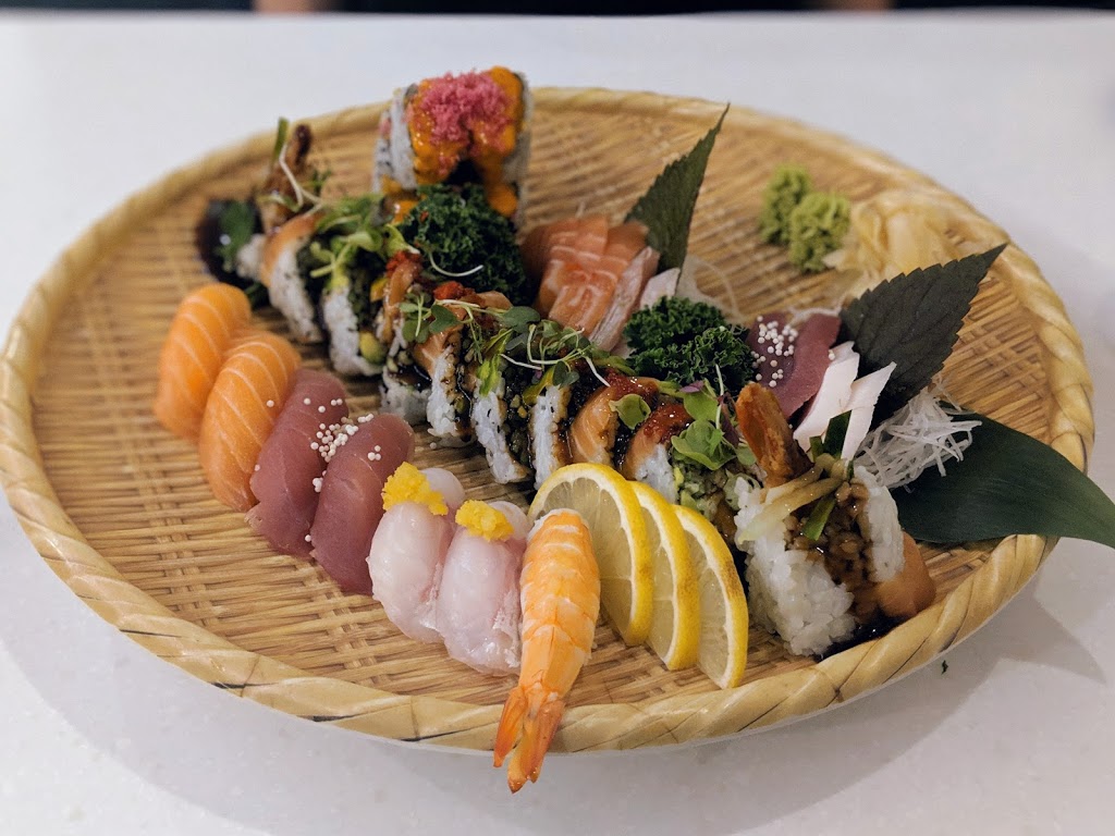 Kibo Sushi House - Cabbagetown | 533 Parliament St, Toronto, ON M4X 1P3, Canada | Phone: (647) 352-3788