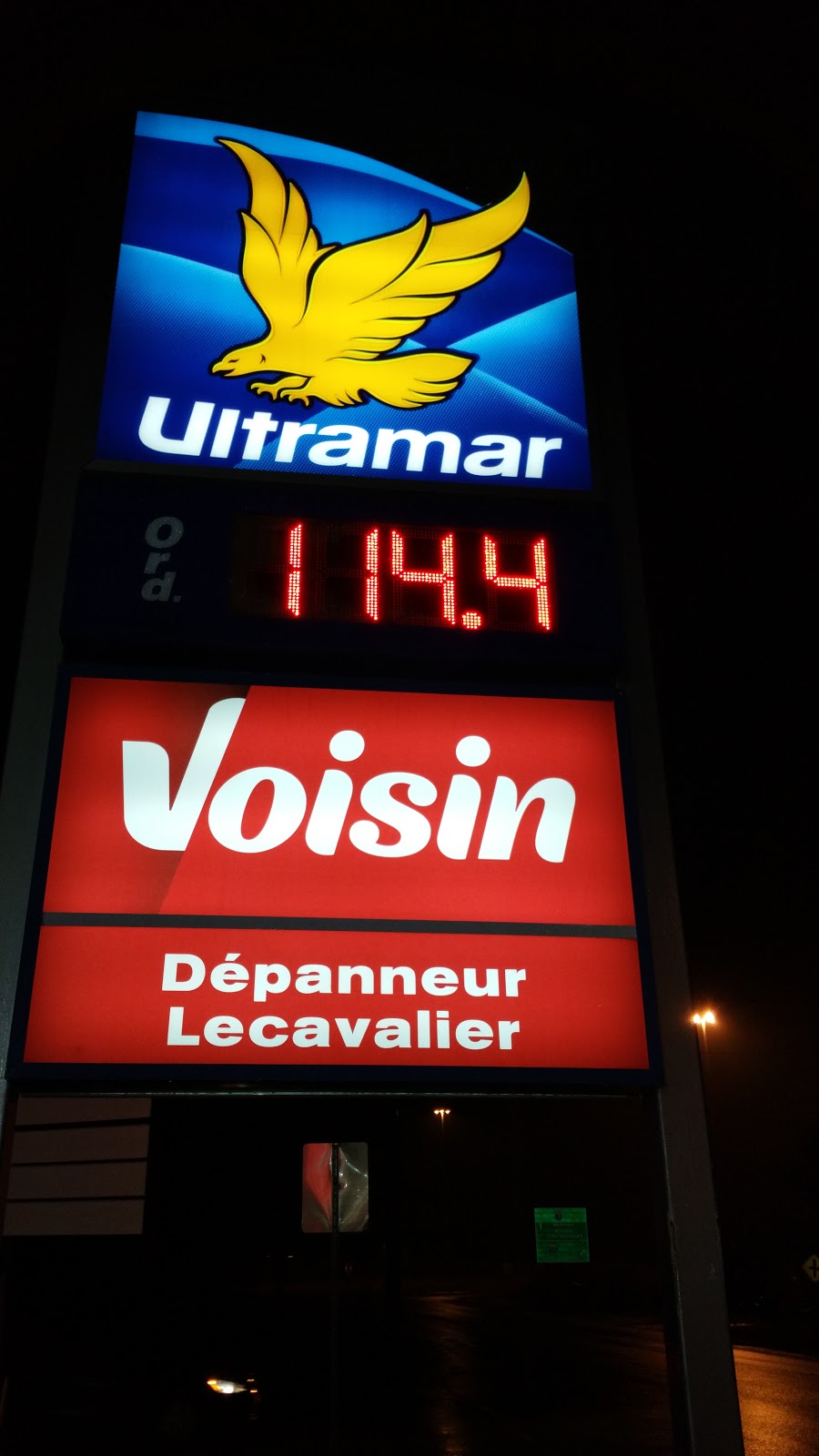 Ultramar/Dépanneur du Coin | 17380 Rue Victor, Mirabel, QC J7J 1A7, Canada | Phone: (450) 435-0220