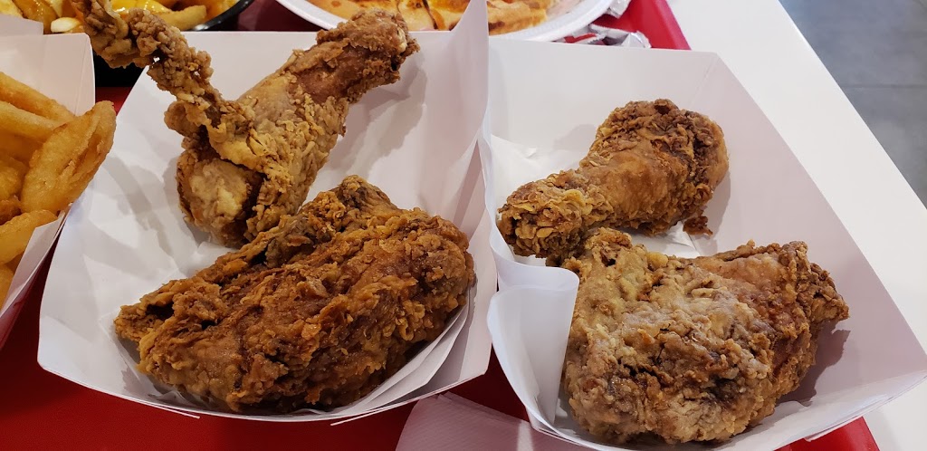 Chunky Chicken | 45 Overlea Boulevard, East York Town Centre, Toronto, ON M4H 1C3, Canada | Phone: (416) 792-3114