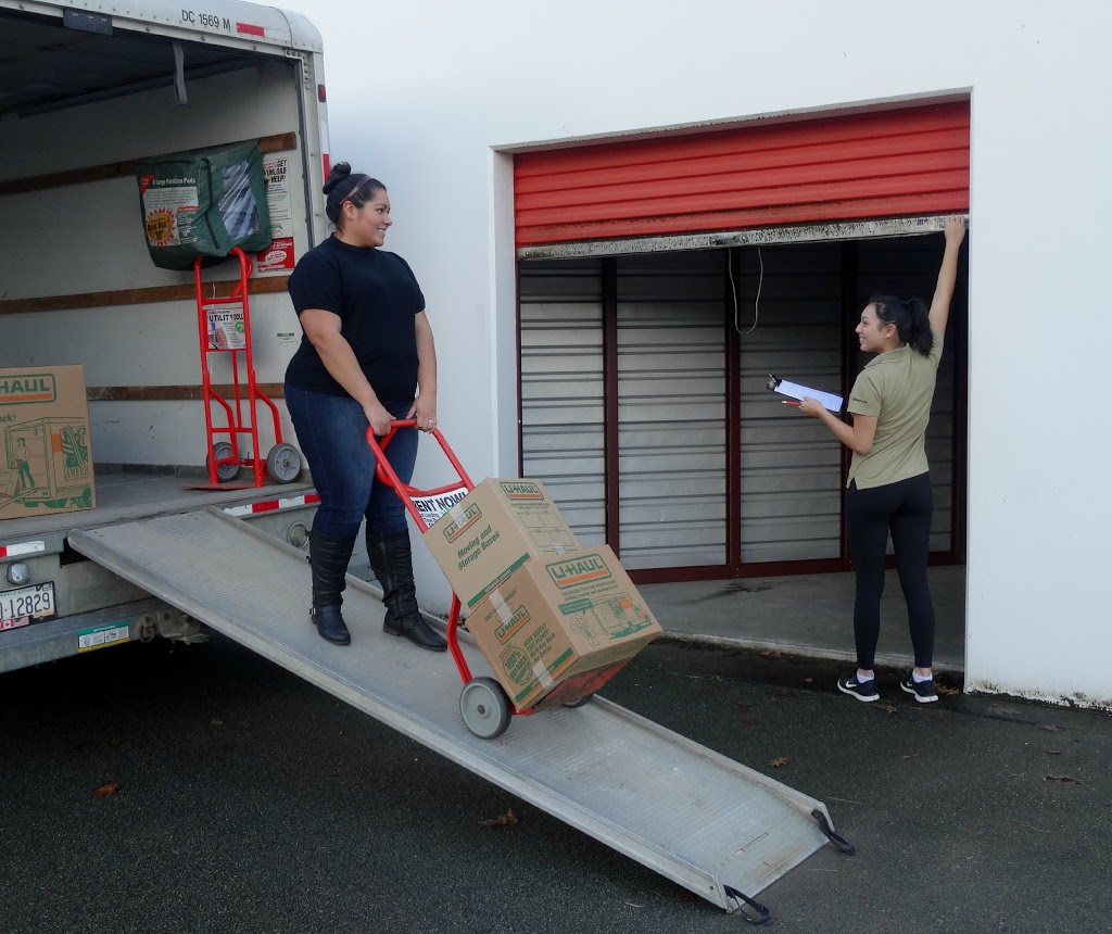 U-Haul Moving & Storage of Richmond | 4511 Shell Rd, Richmond, BC V6X 3M3, Canada | Phone: (604) 270-8827