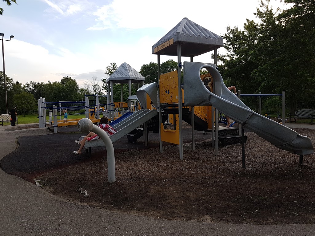 Strathroy Rotary Splash Pad | 280 Caradoc St N, Strathroy, ON N7G 2M8, Canada