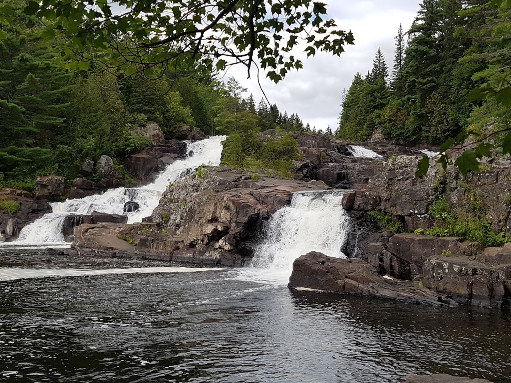 Parc Régional des Chutes Monte-à-Peine et des Dalles | Entrée Sa | coin Archambault, Rang des Dalles, Sainte-Béatrix, QC J0K 1Y0, Canada | Phone: (450) 883-6060