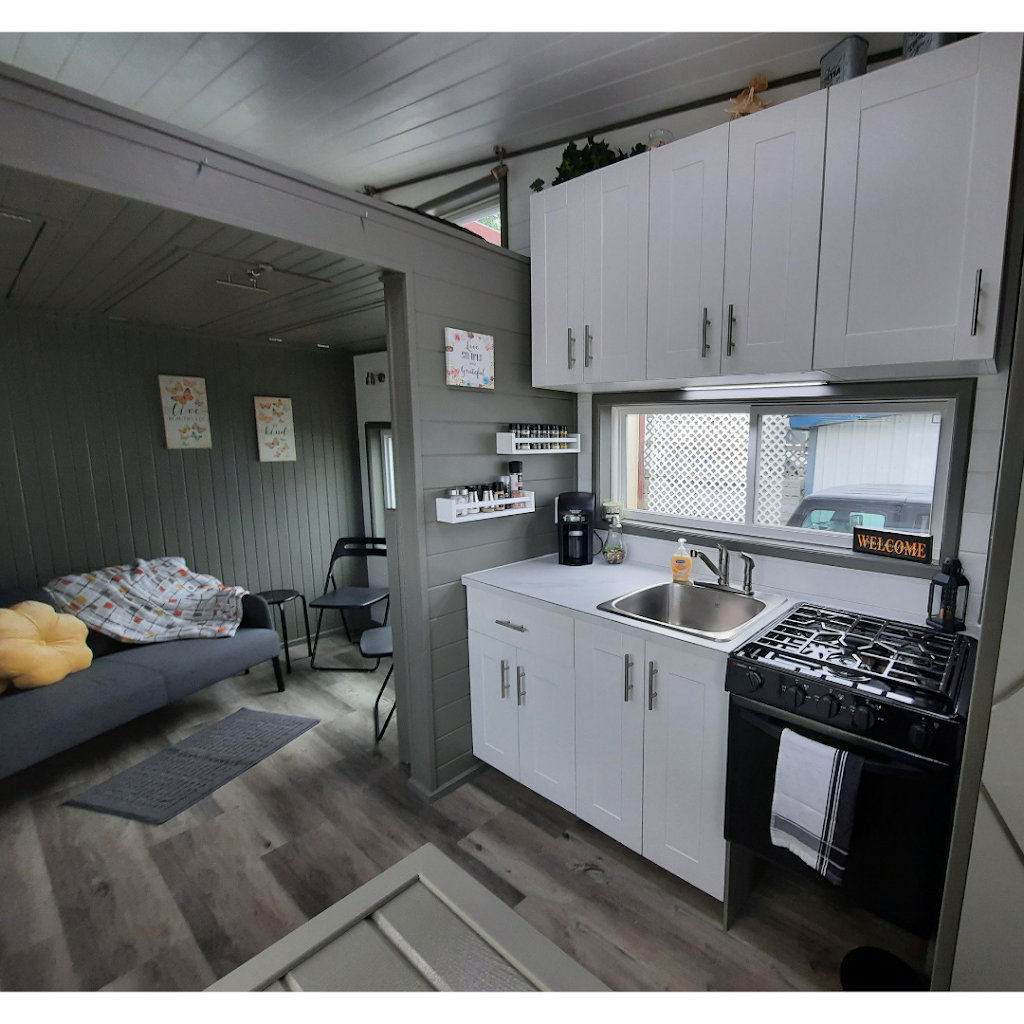 VedaHawk Tiny Homes Inc. | 2301 19 St, Didsbury, AB T0M 0W0, Canada | Phone: (403) 837-8111