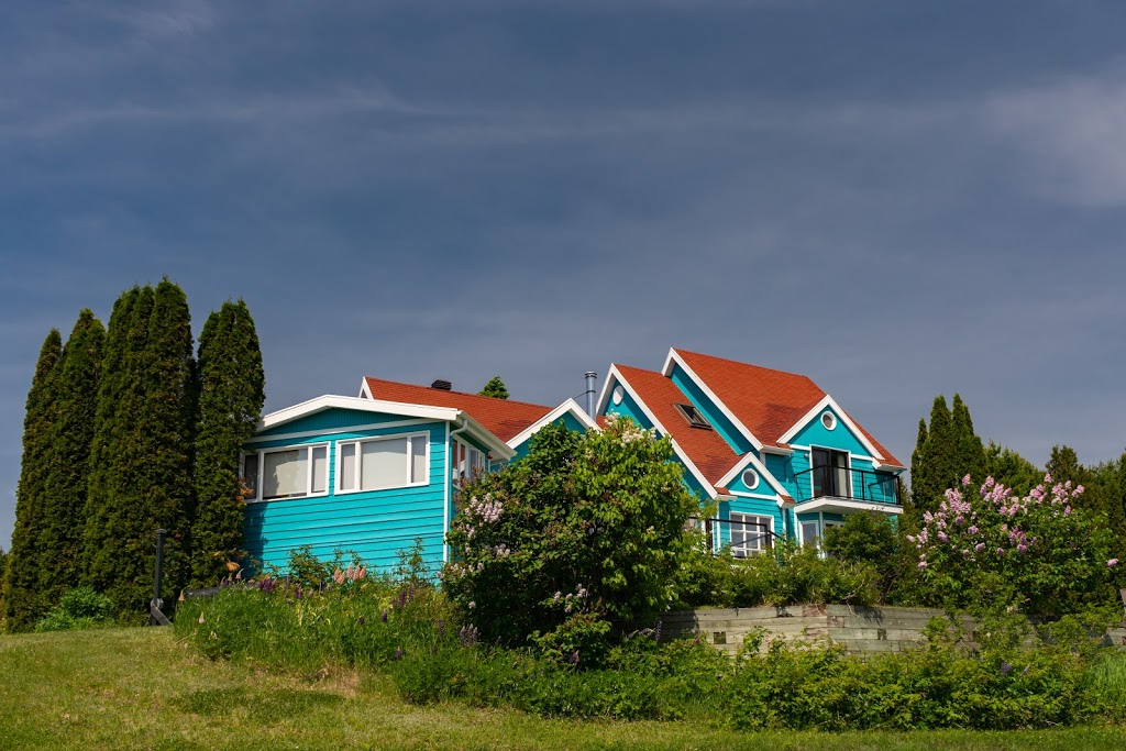 Le Manoir Hortensia | 850 Chemin des Bains, Saint-Irénée, QC G0T 1V0, Canada | Phone: (418) 452-8180