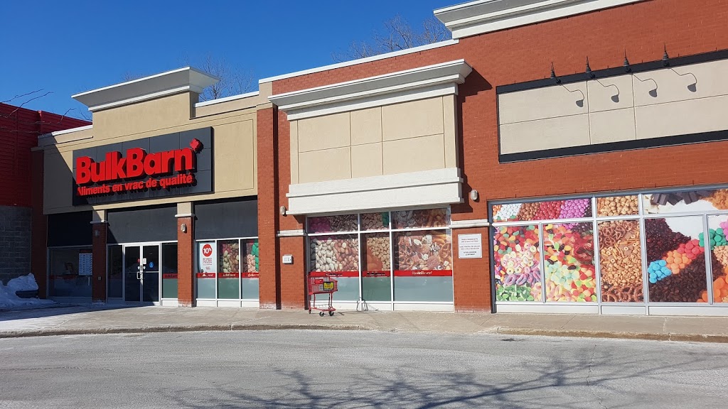 Bulk Barn | 564 Voie de Desserte, Saint-Constant, QC J5A 2S6, Canada | Phone: (450) 638-9185