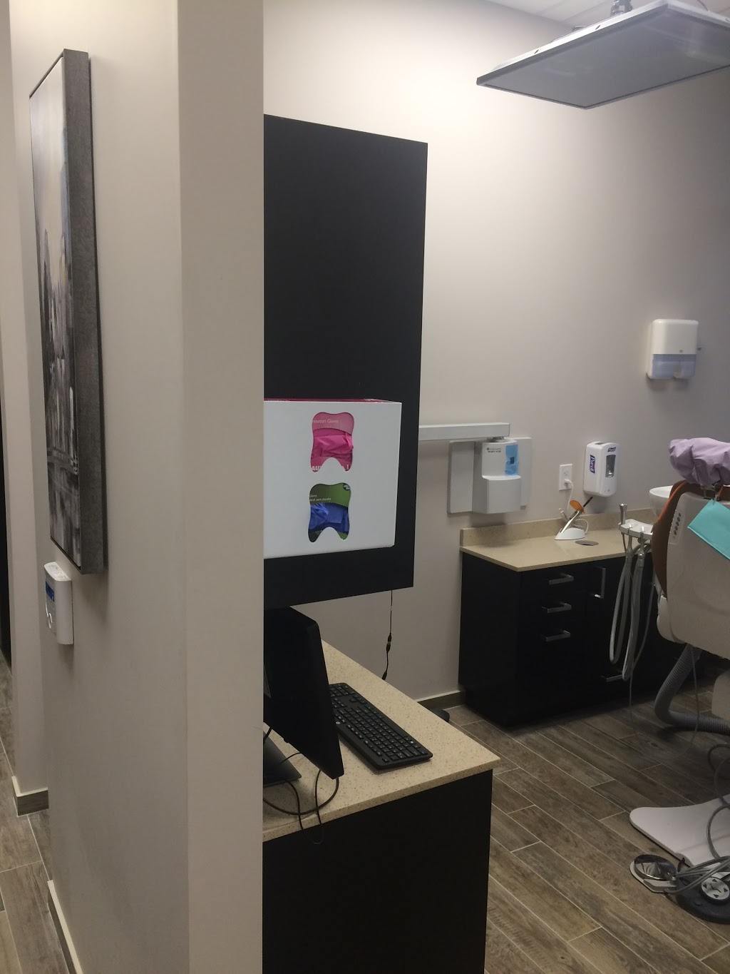 Wasaga Dental Centre | 1890 Mosley St #1, Wasaga Beach, ON L9Z 1Z4, Canada | Phone: (705) 429-2000