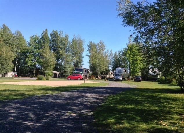 Camping Au soleil St-Paul De Joliette | 383 Boulevard Brassard, Saint-Paul, QC J0K 3E0, Canada | Phone: (450) 754-3819