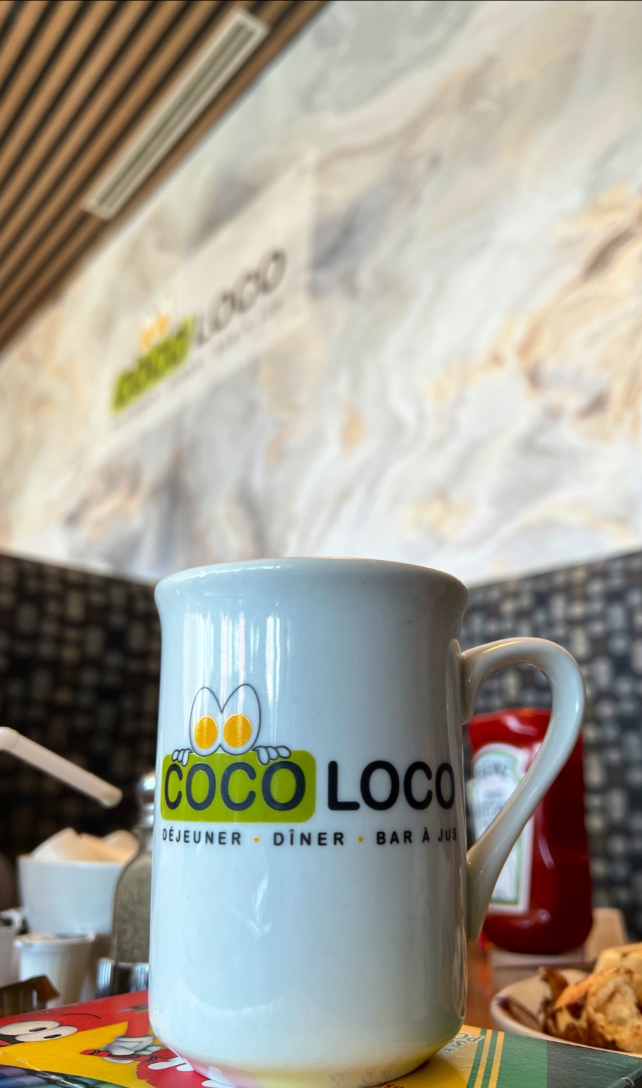 COCO LOCO | 346 Bd du Curé-Labelle, Sainte-Rose, QC H7L 4T7, Canada | Phone: (450) 622-7799