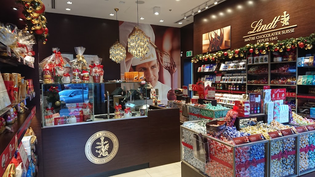 Lindt Chocolate Shop | 900 Main Street CRU #C6, West Vancouver, BC V7T 2Z3, Canada | Phone: (604) 922-2767