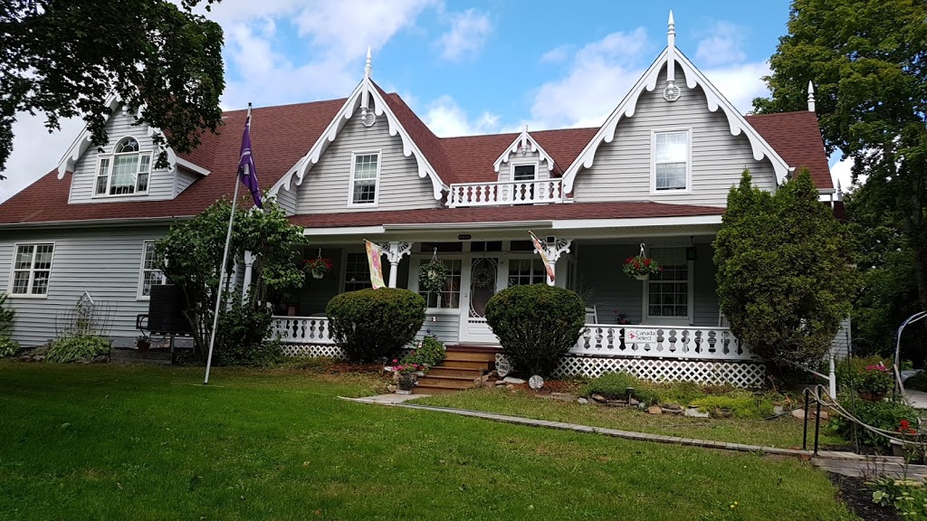 Victoriana Steeves Homestead Bed & Breakfast | 57 Pleasant St, Hillsborough, NB E4H 3A8, Canada | Phone: (506) 734-2156