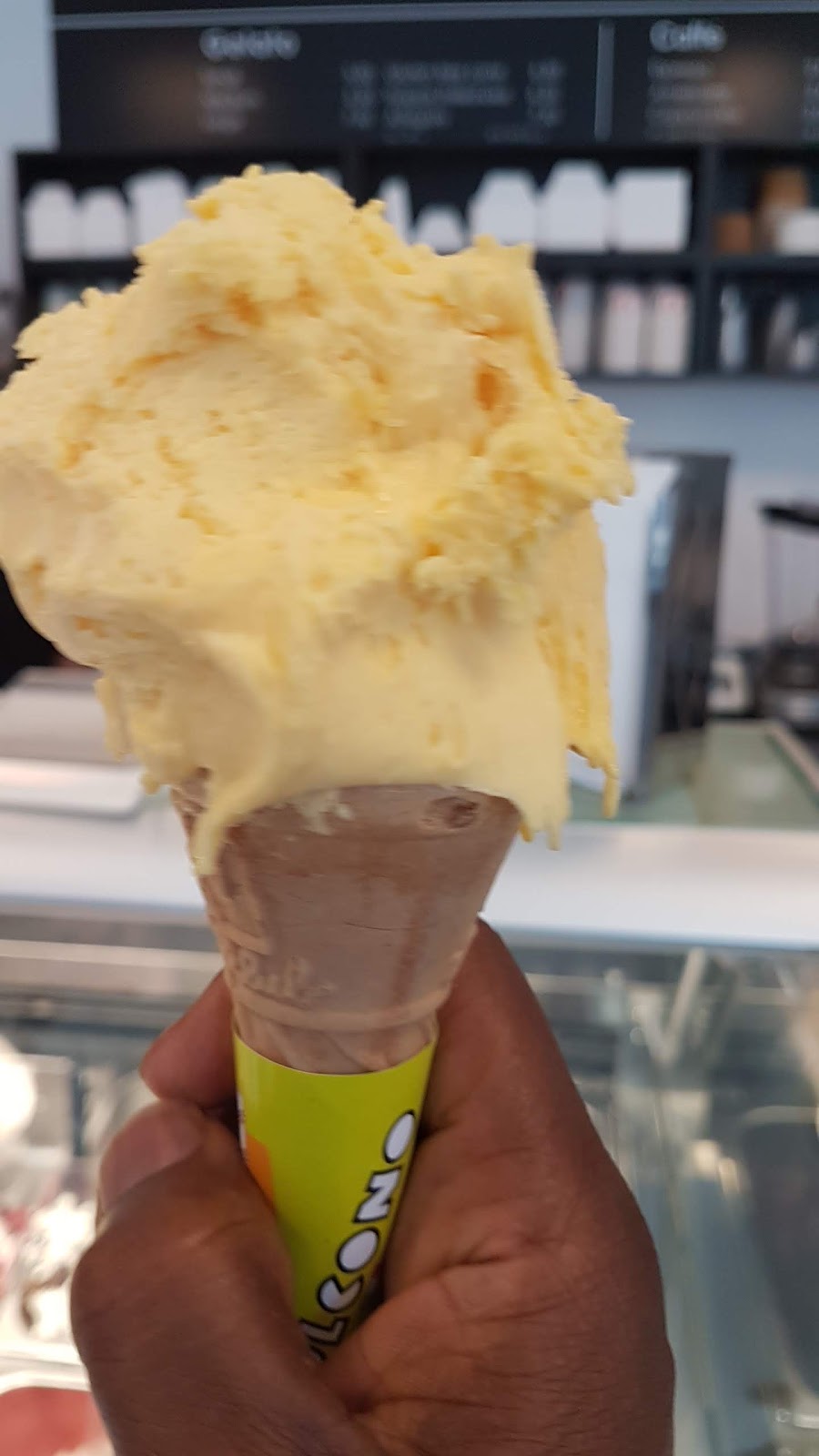 Punto Gelato | 1070 St Clair Ave W, Toronto, ON M6E 1A5, Canada | Phone: (647) 347-8002