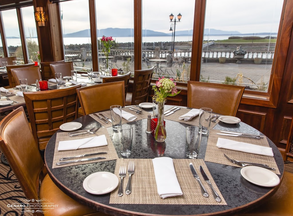 Lighthouse Bar & Grill | 1 Bellwether Way, Bellingham, WA 98225, USA | Phone: (360) 392-3200