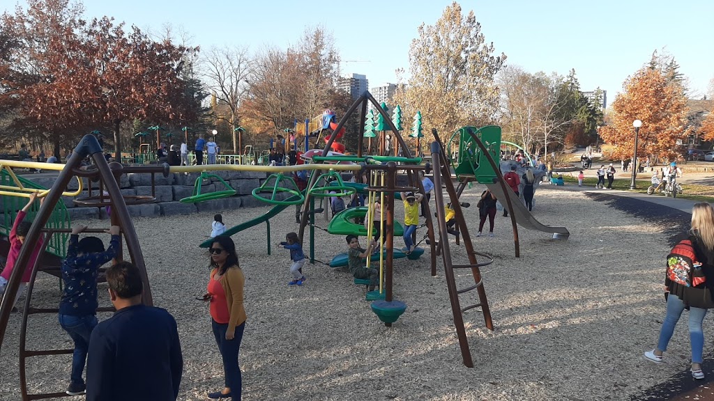 Victoria Park - Creative playground | Victoria Park, Kitchener, ON N2G, Canada | Phone: (519) 741-2345