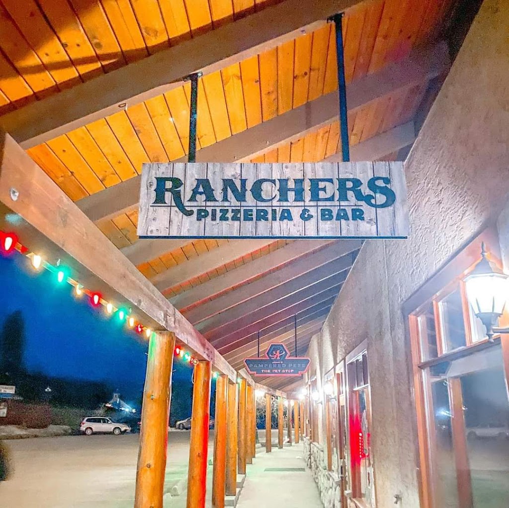 Ranchers Pizzeria and Bar | 2417 Golf Course Dr, Blind Bay, BC V0E 1H2, Canada | Phone: (778) 490-0066