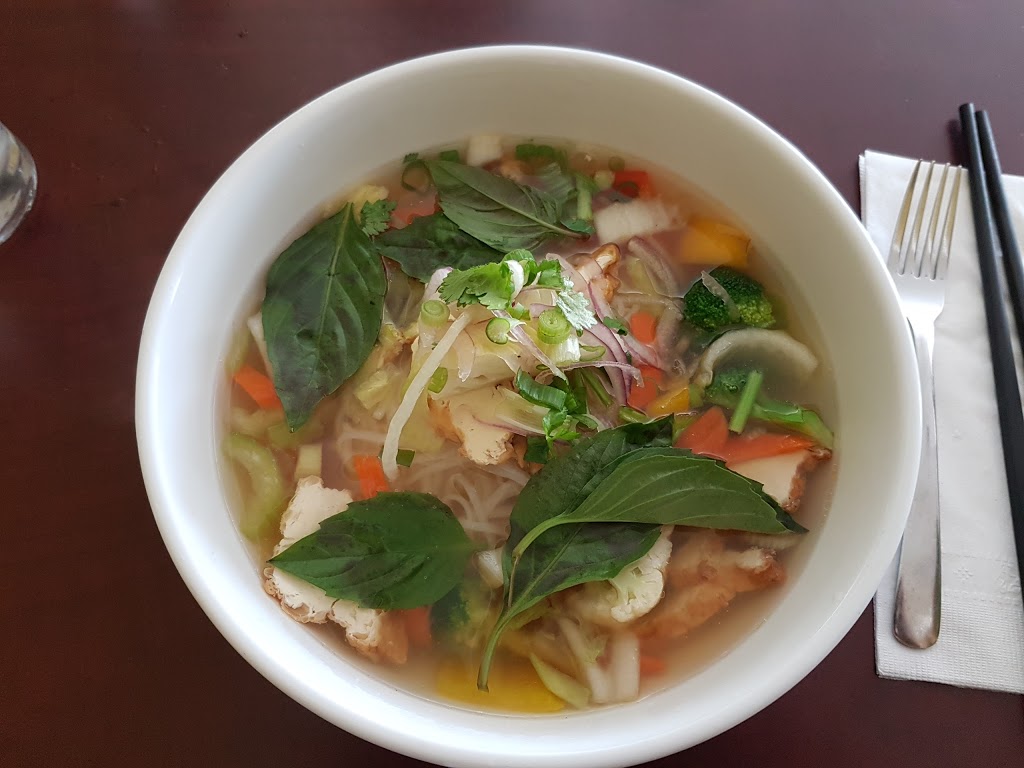 Le Bistro Pho | 62 Boulevard Saint-Raymond, Gatineau, QC J8Y 1S1, Canada | Phone: (819) 205-7878