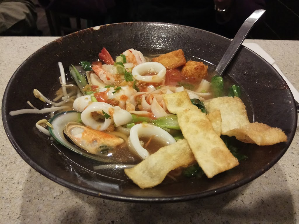 Thai Noodle ก๋วยเตี๋ยวไทย(Guay Tiew Thai) | 62 Vaughan Rd, Toronto, ON M6G 2N2, Canada | Phone: (647) 478-6365