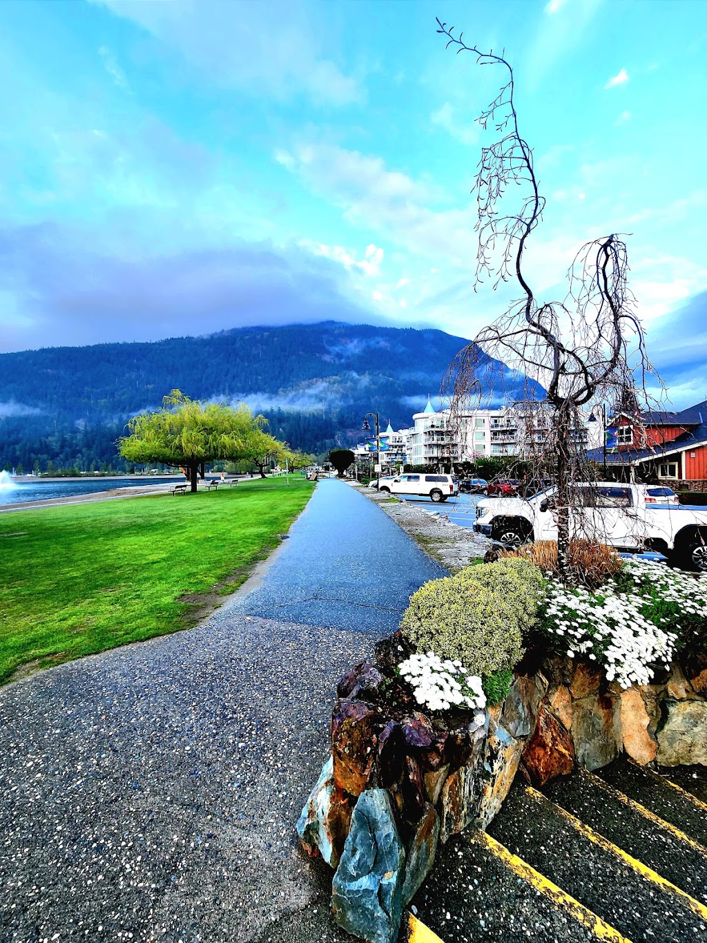 Harrison Grand Motel LTD. | 280 Esplanade Ave, Harrison Hot Springs, BC V0M 1K0, Canada | Phone: (604) 491-8850