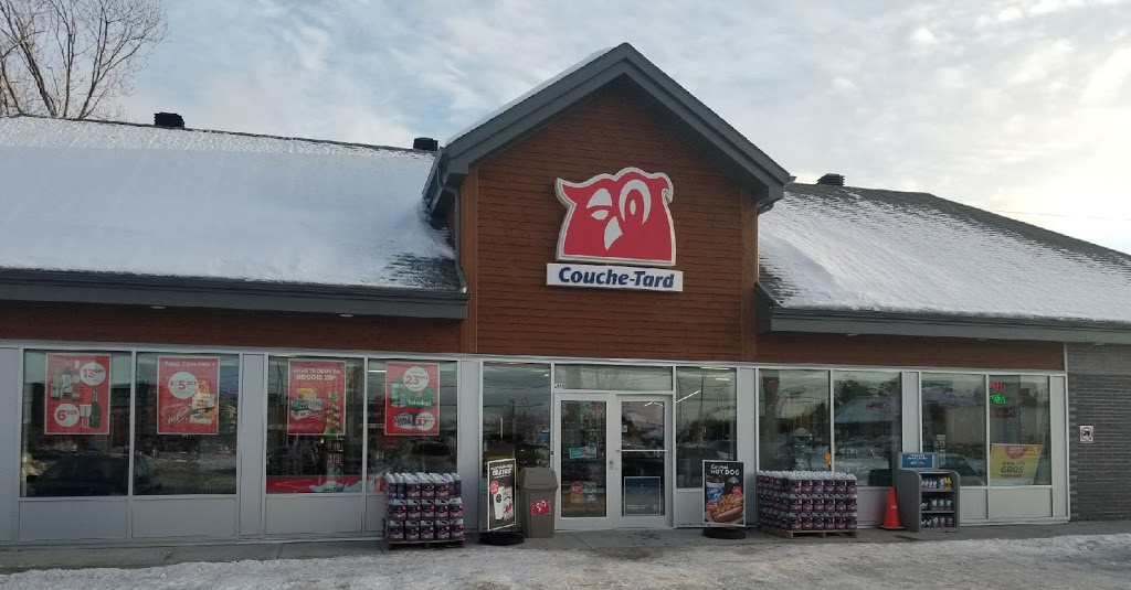 Couche-Tard | 4475 Boul Bourque, Rock Forest, QC J1N 1C7, Canada | Phone: (819) 564-1113