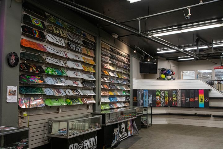 Influence Board Shop | 3954 Quadra St, Victoria, BC V8X 1J6, Canada | Phone: (778) 440-5050