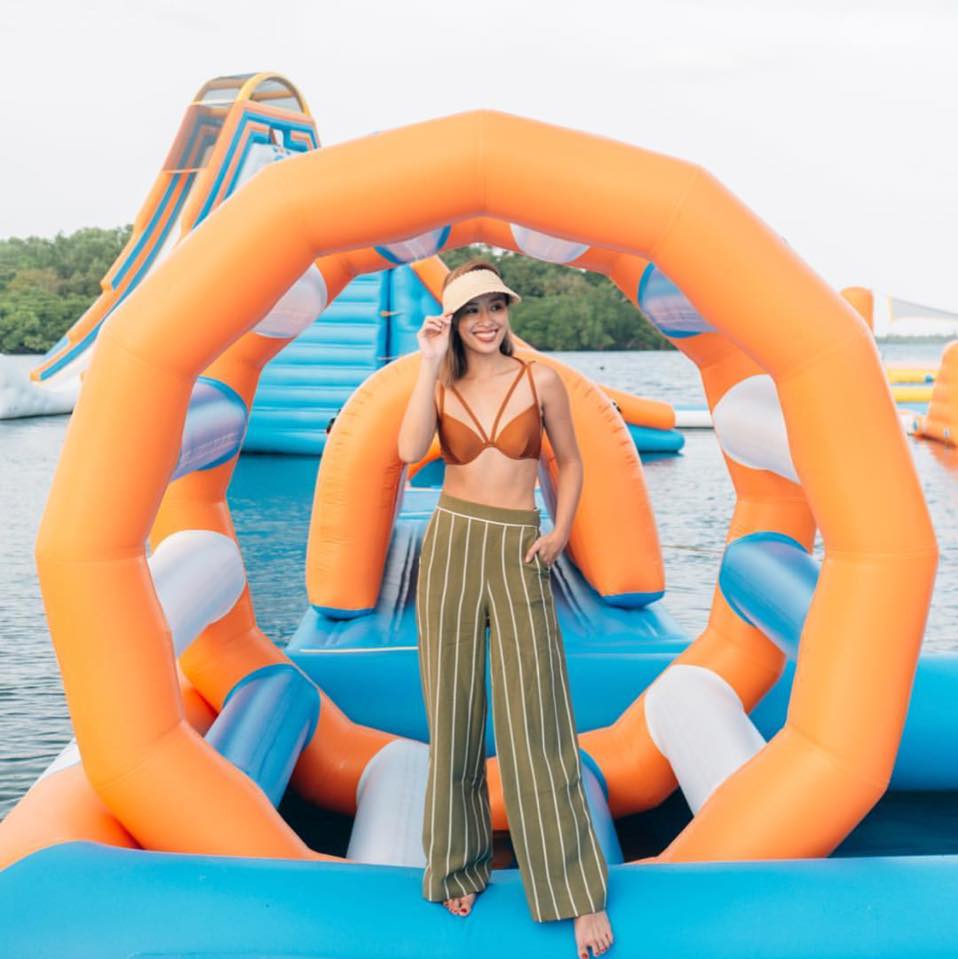 inflatable-island.com | 2471 Prestonvale Rd, Courtice, ON L1E 2S1, Canada | Phone: (800) 410-4291