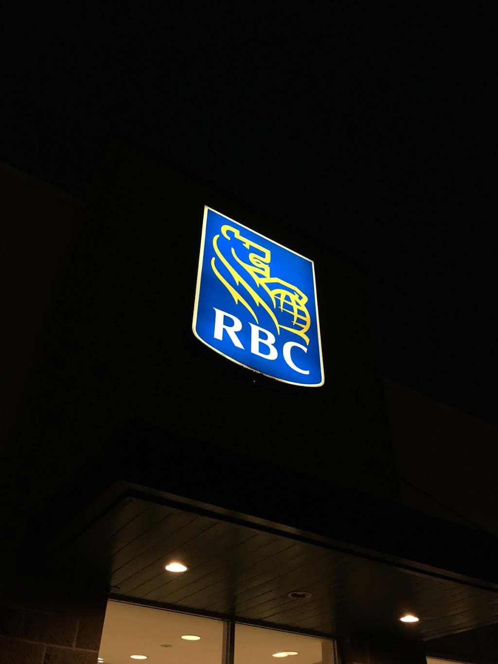 RBC Royal Bank | 211 Marycroft Ave, Woodbridge, ON L4L 5X8, Canada | Phone: (905) 856-3800