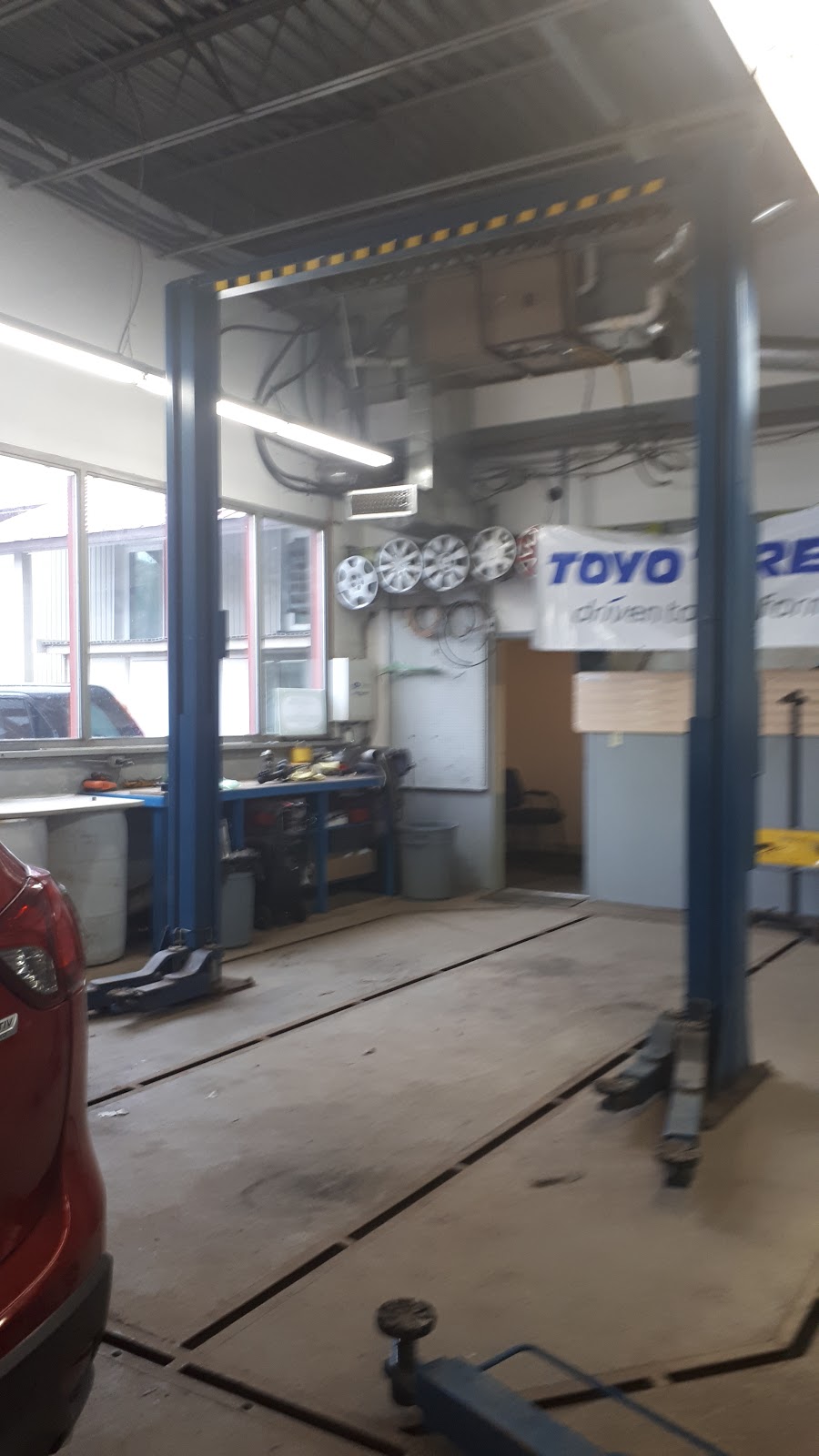 HTech Automotive - Honda Service & Repair Ottawa | 1-1555 Michael St, Ottawa, ON K1B 3T3, Canada | Phone: (613) 797-9090