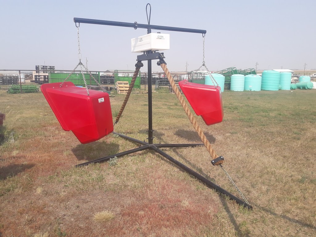 Pioneer Coupler Cattle Oiler | 132057, Range Rd 230, Carmangay, AB T0L 0N0, Canada | Phone: (877) 308-3374