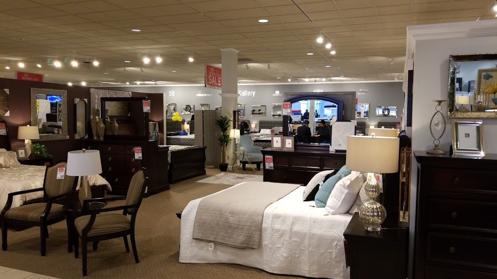 Leons Furniture | 535 Steeles Ave E, Brampton, ON L6W 4S2, Canada | Phone: (905) 798-1180