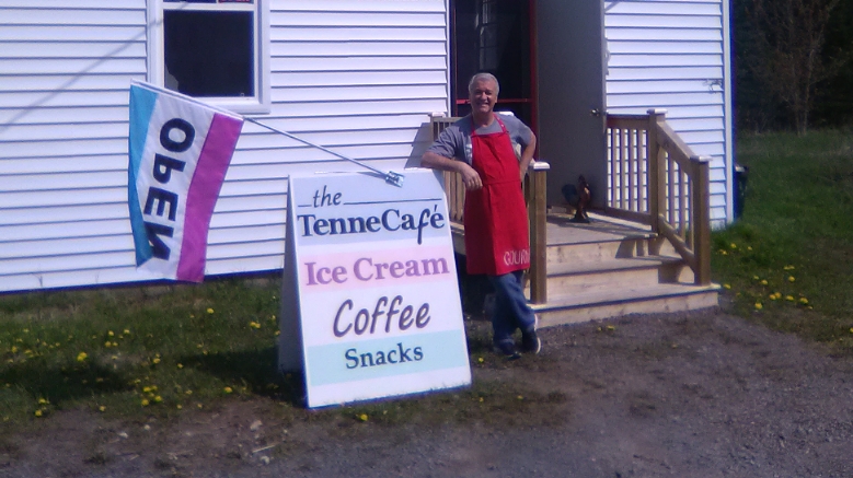 Tennecape Cafe | Community Hall, 1933 Hwy 215, Tennycape, NS B0N 2R0, Canada