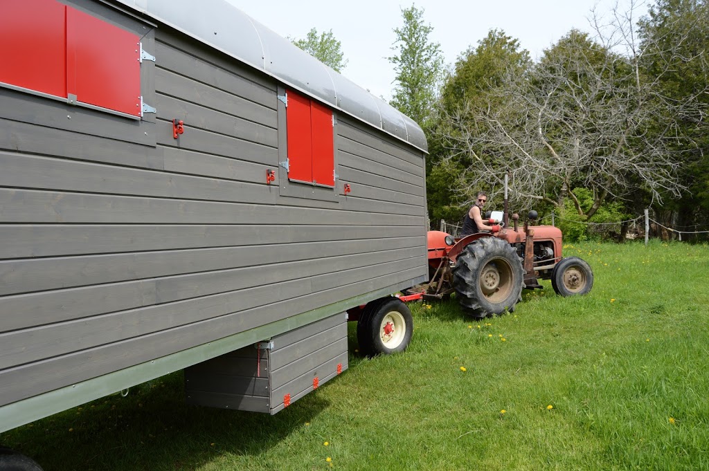 Atelier FRANCOIS BEROUD WAGON-GITANE expo | 209 Chemin de Béthanie, Béthanie, QC J0E 2L1, Canada | Phone: (514) 972-6789