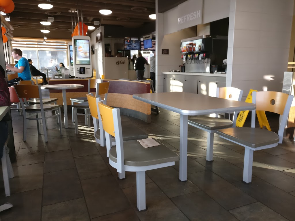 McDonalds | 33 Heritage Meadows Way SE #1400, Calgary, AB T2H 3B8, Canada | Phone: (403) 663-4395
