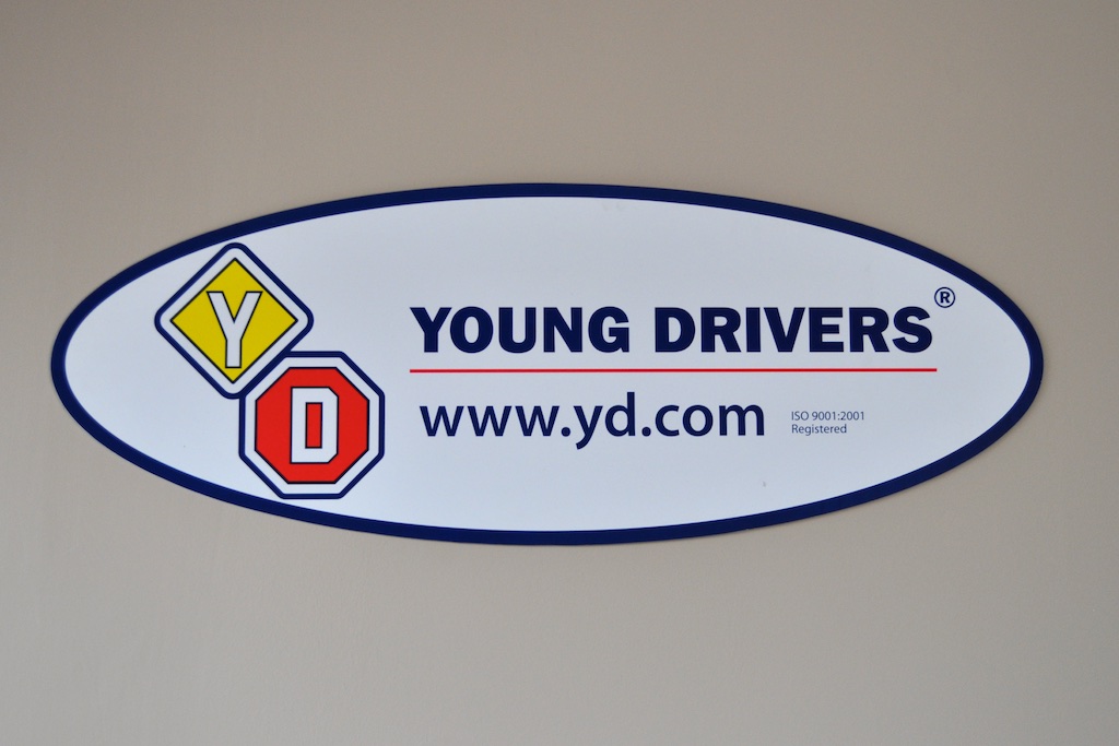 Young Drivers of Canada | 180 Oak Park Blvd #107, Oakville, ON L6H 7S8, Canada | Phone: (905) 842-6846