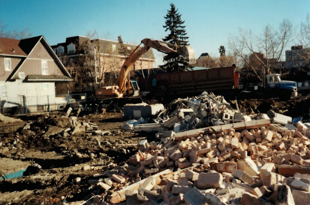 Flintstone Demolition | 6212 90 Ave SE, Calgary, AB T2C 2T3, Canada | Phone: (403) 279-2500