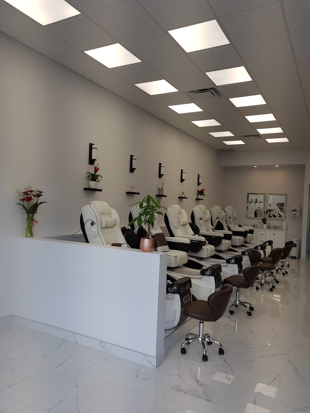 Nails Resort | 645 Laurelwood Dr Unit# C, Waterloo, ON N2V 2S9, Canada | Phone: (519) 208-8687