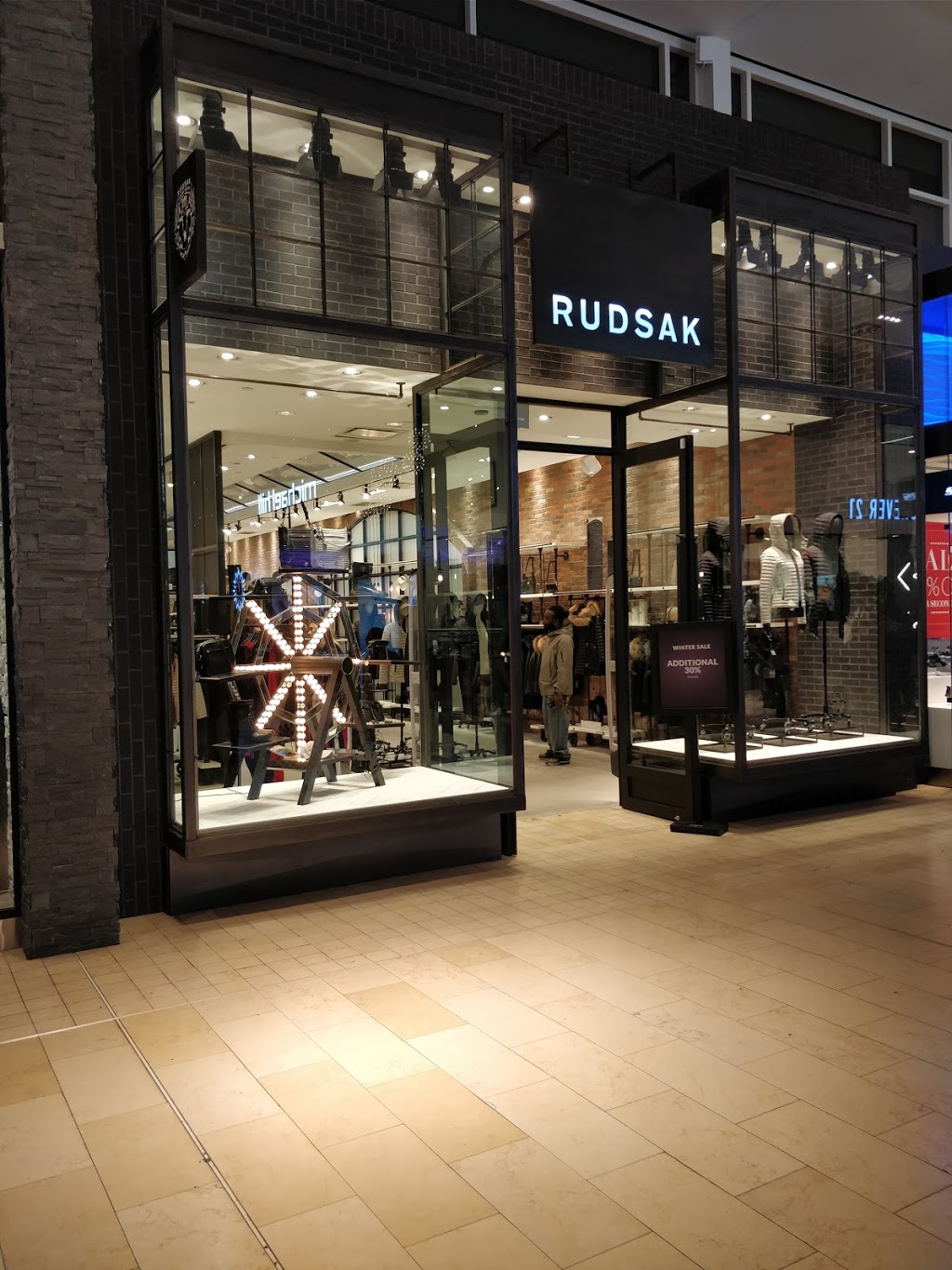 Rudsak | 3401 Dufferin St, North York, ON M6A 2T9, Canada | Phone: (416) 498-7466