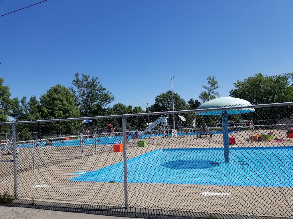 Piscine Montée Du Moulin | Laval, QC H7A 2A2, Canada | Phone: (450) 666-7772