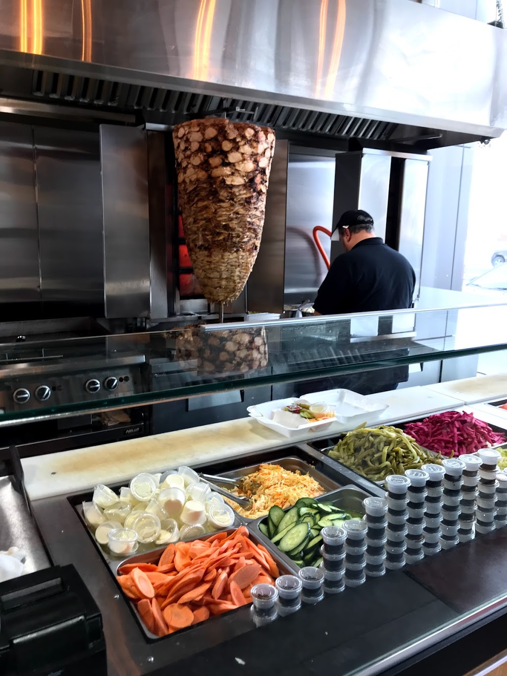 Shawarma Royale | 6039 Erin Mills Pkwy, Mississauga, ON L5N 0G5, Canada | Phone: (905) 826-4949