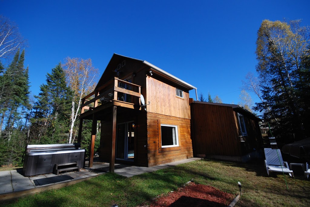 Chalet Spa La Riviere | 140 Chemin de la Rivière Noire, Saint-Donat-de-Montcalm, QC J0T 2C0, Canada | Phone: (877) 560-8060