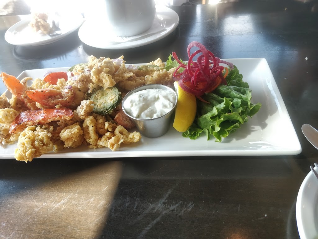 Lakeside Grill At Mayfair Lake | 5460 Number 7 Rd, Richmond, BC V6V 1C6, Canada | Phone: (604) 276-0511