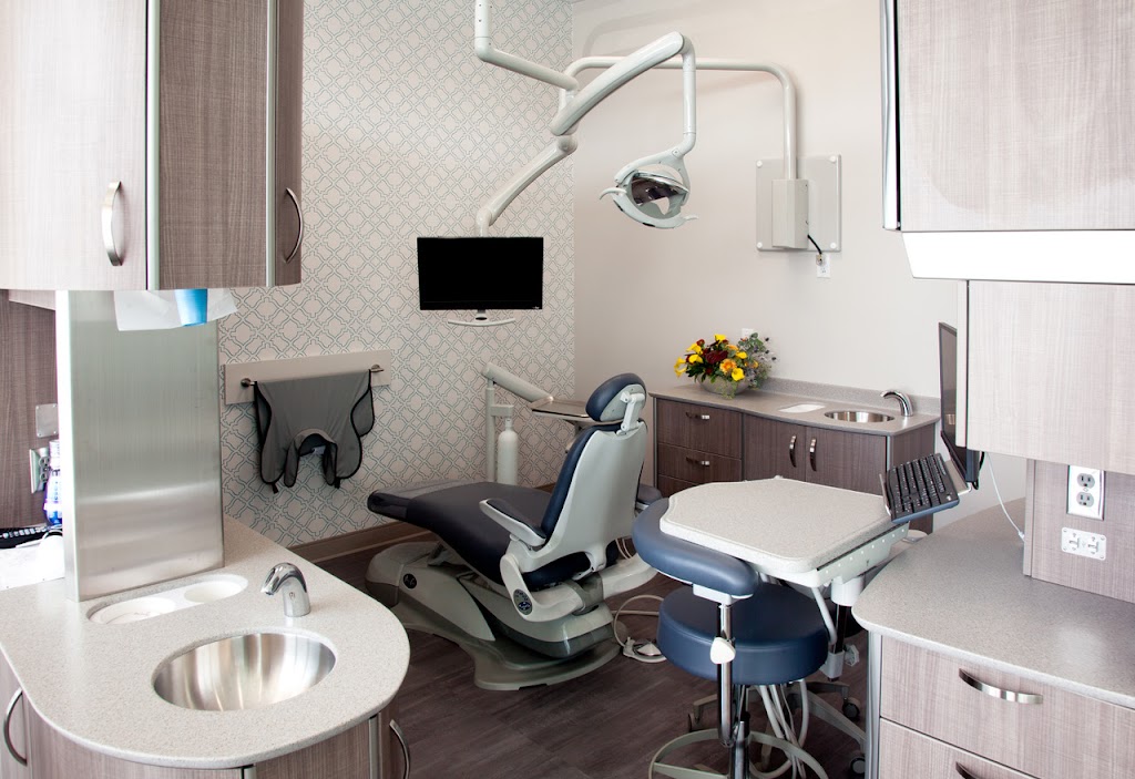 Midtown Dental | 1878 McCallum Rd #140, Abbotsford, BC V2S 0H9, Canada | Phone: (604) 744-5555