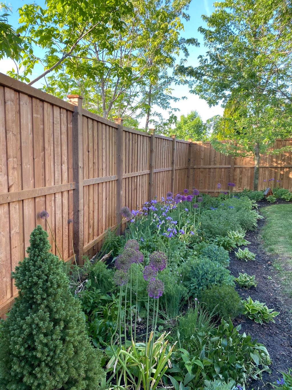 Durable Fence | 286 Lindsay Rd, Peterborough, ON K9J 6X3, Canada | Phone: (705) 977-2531