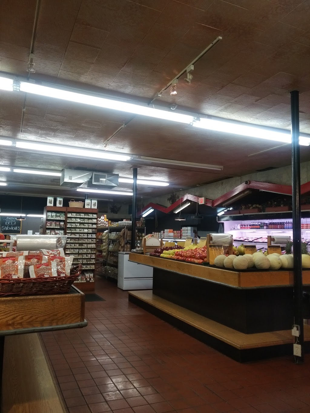 Angelinos Fresh Choice Market | 16 Stevenson St S, Guelph, ON N1E 5N1, Canada | Phone: (519) 822-1634