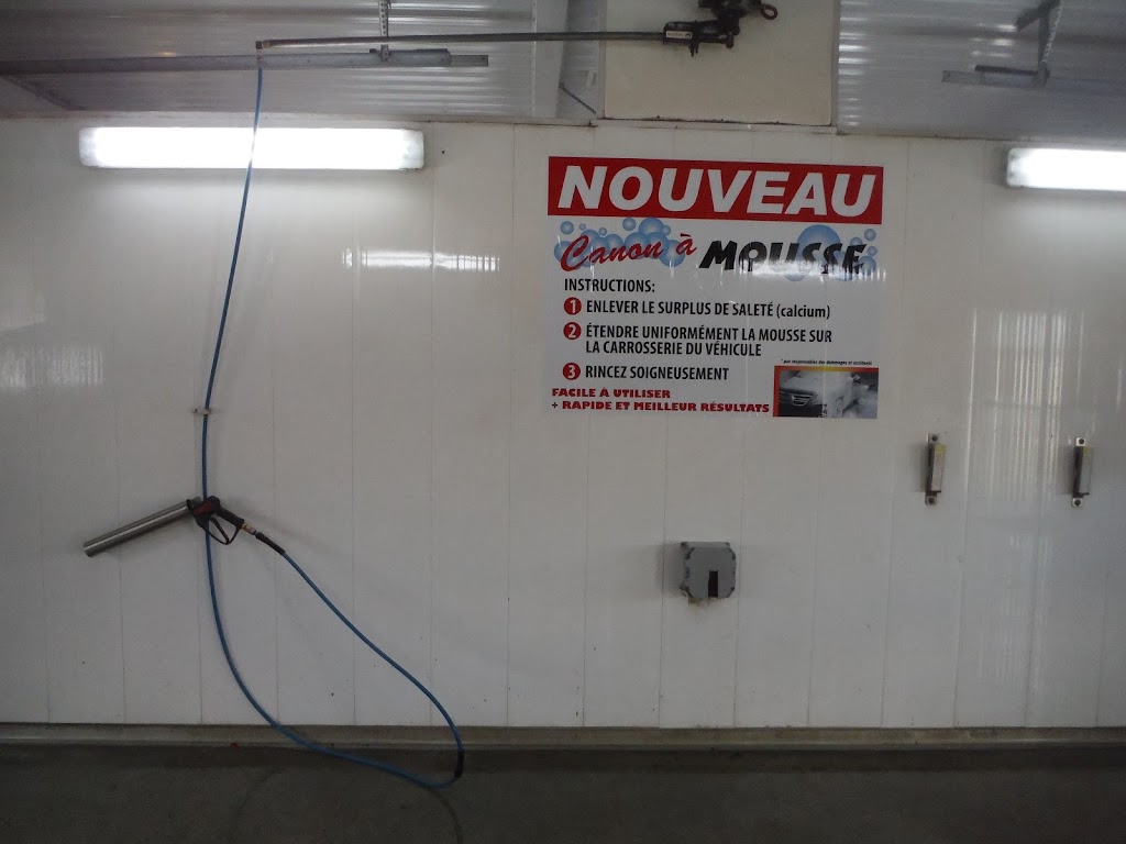 Lave-Auto Mousse | 940 Boul. Sainte-Geneviève, Chicoutimi, QC G7G 2G4, Canada | Phone: (418) 290-5631